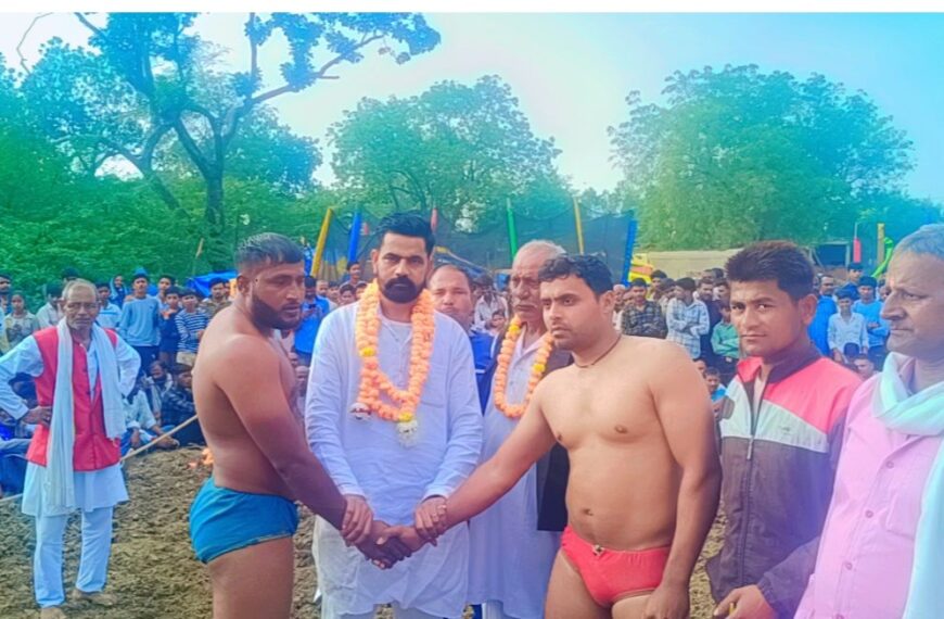 हमीरपुर के बिवांर कस्बे में दंगल प्रतियोगिता का भव्य आयोजन — महिला पहलवानों ने जीता दर्शकों का दिल