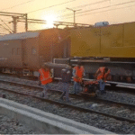 हाजीपुर में सैन्य मालगाड़ी के दो डिब्बे पटरी से उतरे