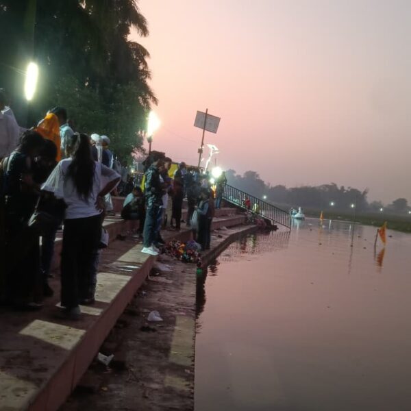 इकौना के सीताद्वार मेले में उमड़ा आस्था का&hellip;