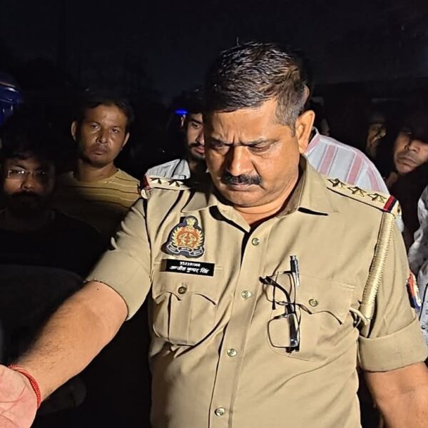 थानाध्यक्ष अंजीश कुमार पर गैर ज़मानती वारंट जारी