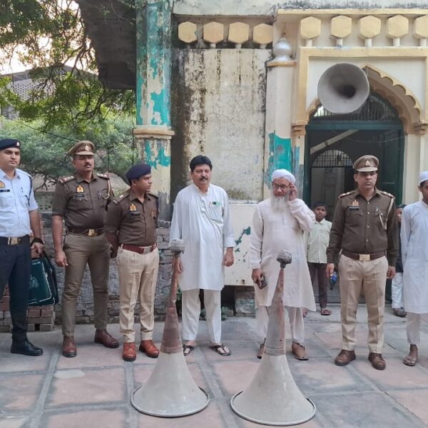 फिरोजाबाद में करबला मस्जिद से दो लाउडस्पीकर हटाए,&hellip;