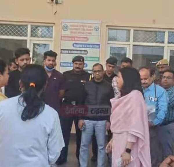 देवरिया मेडिकल कॉलेज में बढ़ा तनाव