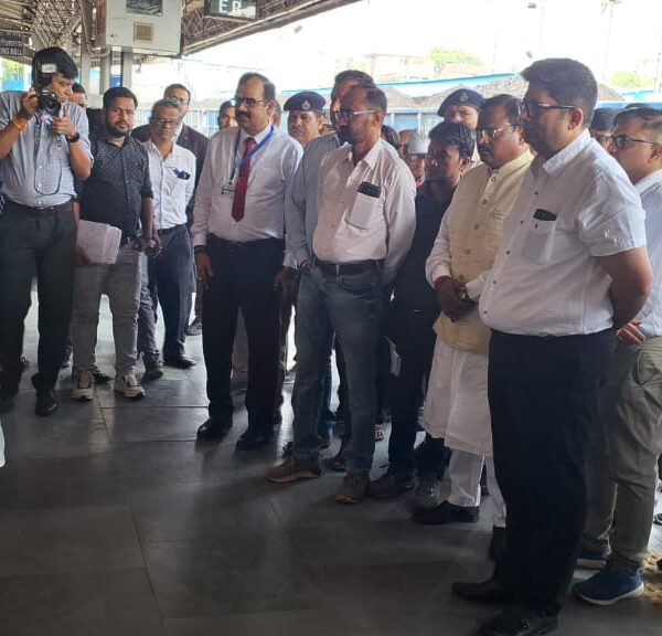 वंदे मातरम के 150 वर्ष पर पाकुड़ में…