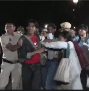 दिल्ली में हवा हुई ज़हरीली, बढ़ते प्रदूषण के&hellip;