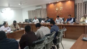 बांदा में कर-करेत्तर और राजस्व कार्यों की समीक्षा&hellip;