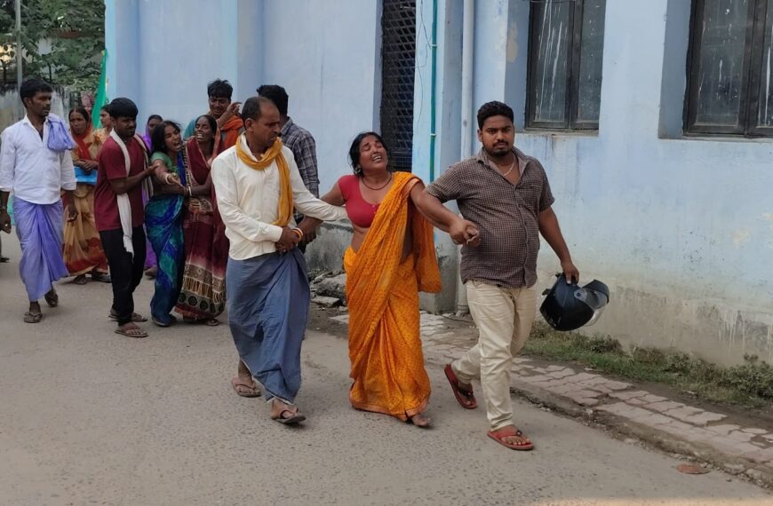 हाजीपुर में दो बाइकों की आमने-सामने टक्कर, एक&hellip;