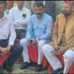 दिल्ली ब्लास्ट पीड़ित दिनेश मिश्रा के परिजनों से मिले मंत्री नितिन अग्रवाल