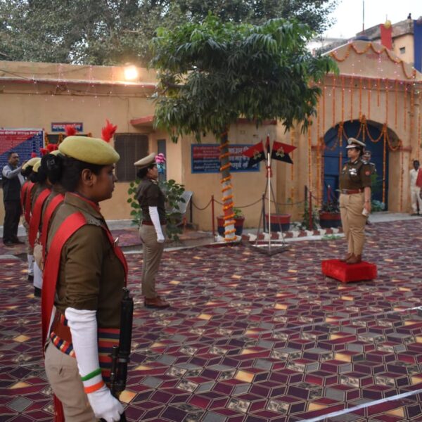 भोगांव थाने का एडीजी ने किया वार्षिक निरीक्षण