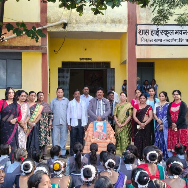 विजयनगर स्कूल में करमा–राउत नाचा संग बालदिवस आनंद&hellip;