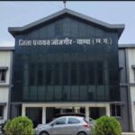 जांजगीर में भ्रष्टाचार के आरोपों के बावजूद अधिकारी छह साल से पद पर कायम