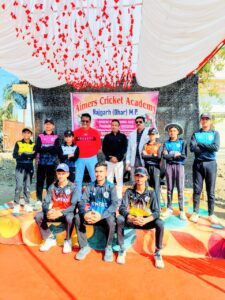 एमर्स क्रिकेट अकादमी प्रीमियर लीग लेदर बॉल का&hellip;